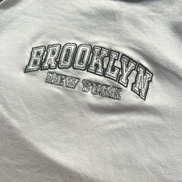 Grey and white Brooklyn New York tight crop top - Picture 2 of 3